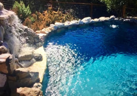 Kickin Back House in Concan