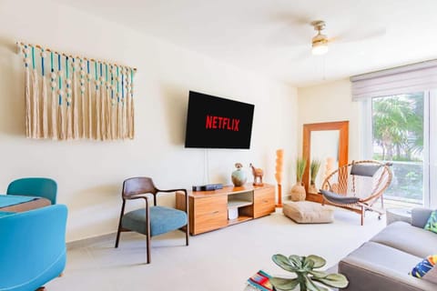 TV and multimedia, Balcony/Terrace, Living room, Seating area, Sea view