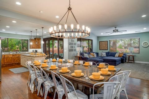 Paradise Village 3 - Grand View Estates Apartment in Santa Clara