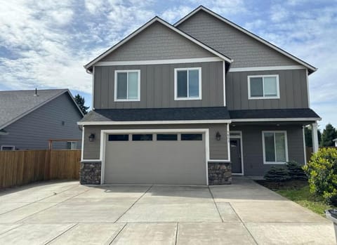 Home in Vancouver House in Vancouver