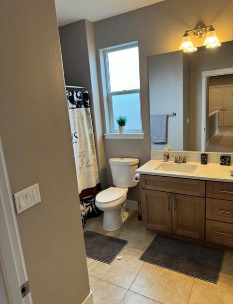 Home in Vancouver House in Vancouver