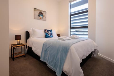 Bed, Bedroom, towels, wardrobe