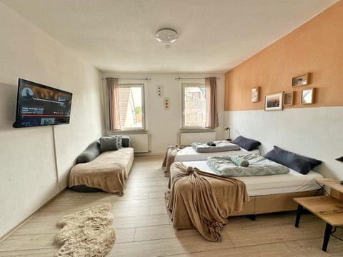 Bed, TV and multimedia, Photo of the whole room