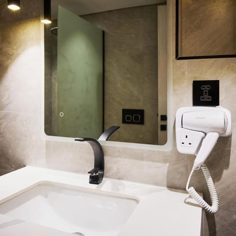 Unique Emirati Stay & Local Charm Villa 1 Villa in Al Sharjah