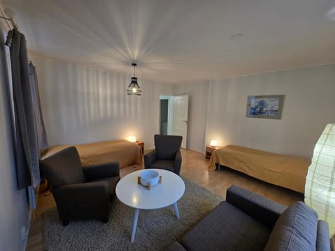 Living room, Bedroom