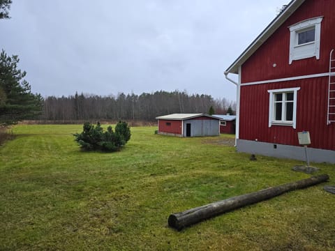 Property building, Garden