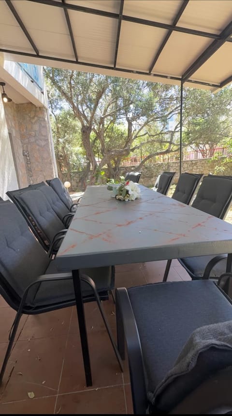 Day, View (from property/room), Seating area, Breakfast