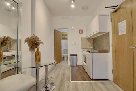 Aylward Studio Close to Gunwharf Quays Apartment in Portsmouth