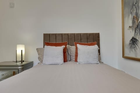 Aylward Studio Close to Gunwharf Quays Apartment in Portsmouth