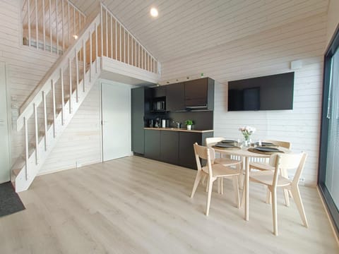 Kitchen or kitchenette, Seating area, Dining area
