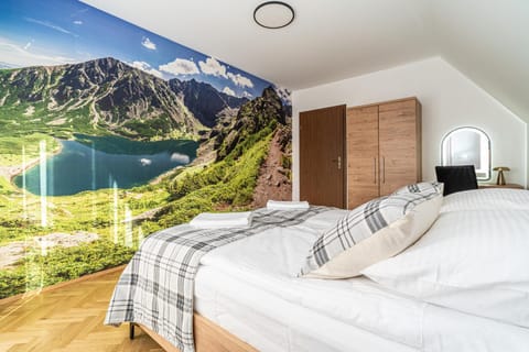 Bed, Photo of the whole room, Bedroom, wardrobe