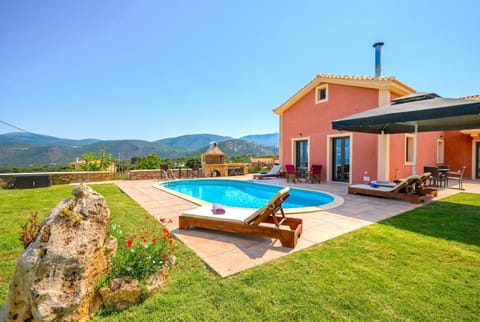 Property building, Day, Summer, Garden, Mountain view, Pool view, Swimming pool