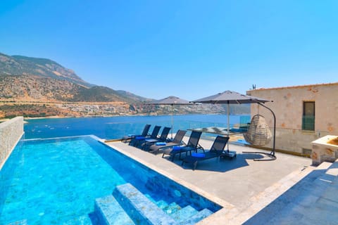 Patio, Day, Pool view, Swimming pool, sunbed