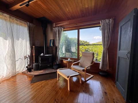 Communal lounge/ TV room, Natural landscape, Living room, Seating area