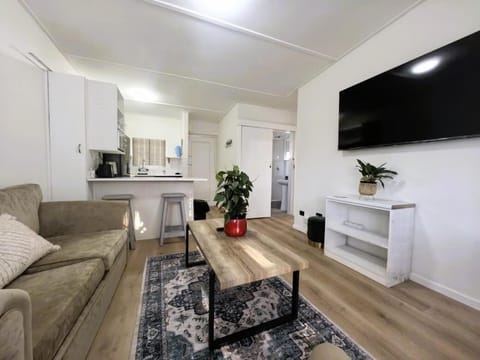 Offbeat off Dorp Apartment in Stellenbosch