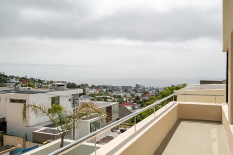 Property building, Day, Natural landscape, View (from property/room), Balcony/Terrace, City view, Sea view