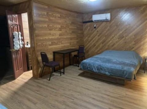 The Mint Motel Hotel in Arlington