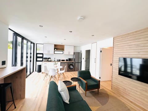 Modern Scandinavian Luxury Apartment Apartment in Hermanus