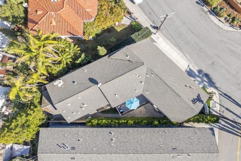 Hideaway ALL Walk to the Beach Downtown AC House in San Clemente