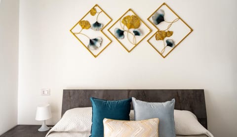 Photo of the whole room, Decorative detail, Bedroom