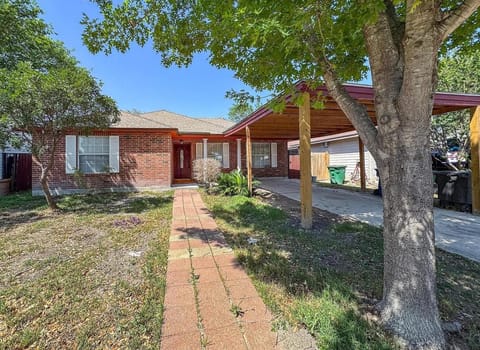 Property building, Facade/entrance, Street view