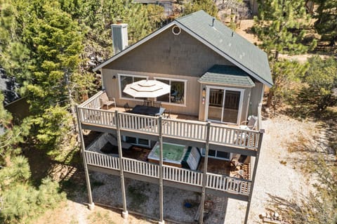 Property building, Hot Tub