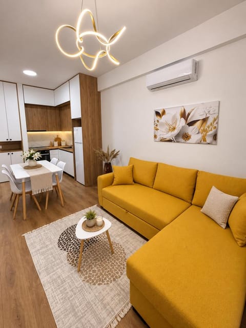 Living room, Seating area, air conditioner
