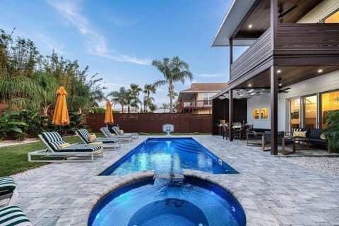 Beach luxury I Pool, hot tub I Outdoor kitchen House in Butler Beach