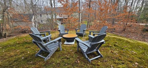 Lakeside Cozy Home At Winni Close To Abenaki Ski Area And Boat Launch House in Wolfeboro