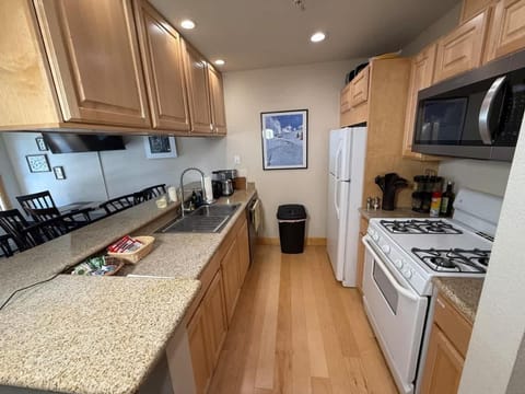 Family Ski Getaway Apartment in Kirkwood