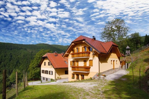 Property building, Coffee/tea facilities