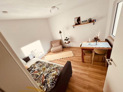 Living room, Photo of the whole room