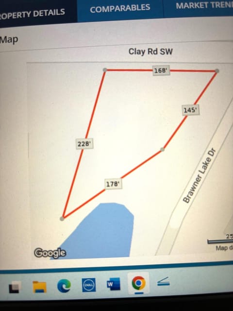 Lake Retreat next to Atlanta Villa in Austell