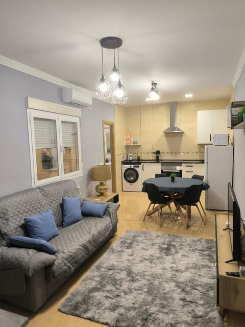 Living room, Lounge or bar