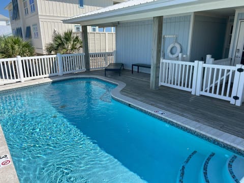 Patio, Balcony/Terrace, Pool view, Swimming pool, Swimming pool