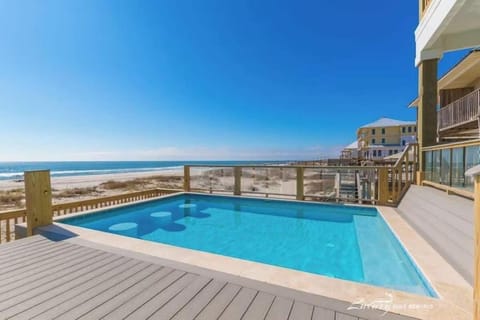 Balcony/Terrace, Swimming pool