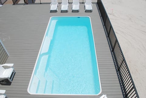 Day, Pool view, Swimming pool, sunbed