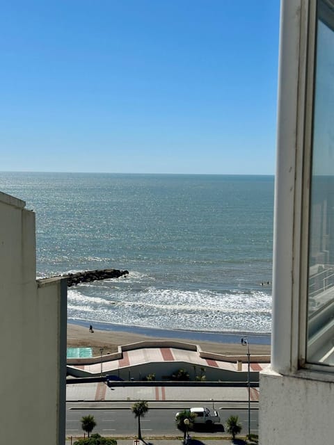 Natural landscape, View (from property/room), Balcony/Terrace, Beach, Sea view