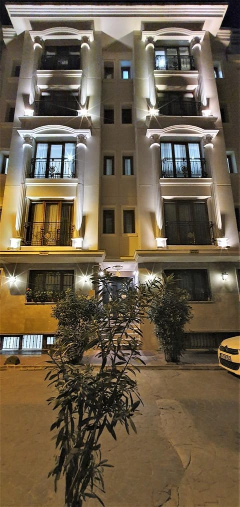 Property building, Night