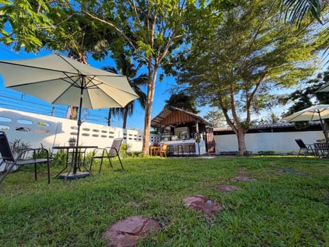 Three CoCo Villa AoNang Beach Hotel in Krabi Changwat