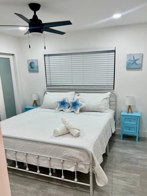 20 OFF BLUE WAVE 10min Beach and Airport Apartment in Fort Lauderdale