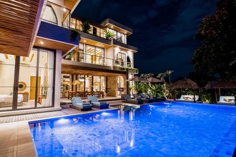 Night, Swimming pool