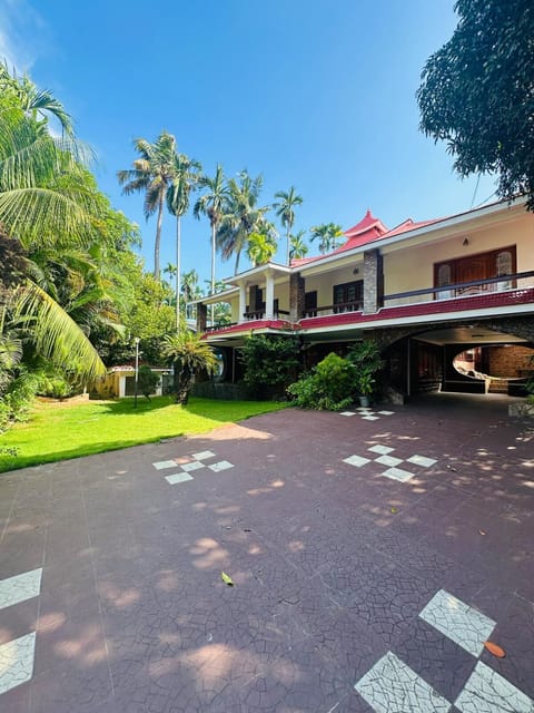 Property building, Garden view