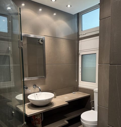 Shower, Toilet, Bathroom