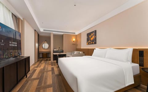 Bed, Seating area, Bedroom
