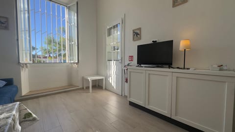 Communal lounge/ TV room, TV and multimedia, Evening entertainment