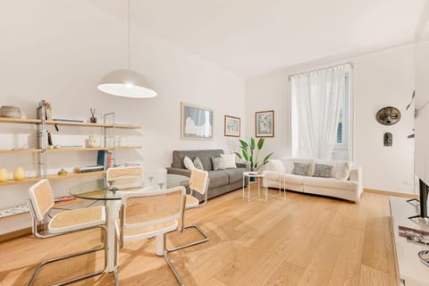 Atto primo zona centrale vicino alla stazione Apartment in La Spezia