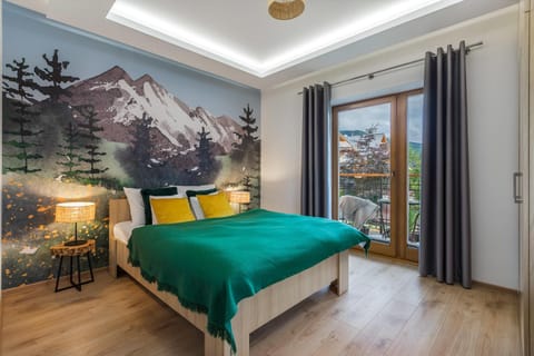 Bed, Photo of the whole room, Bedroom, Mountain view
