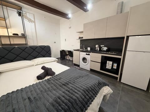 3 St Anne's Street Apartment in Valletta