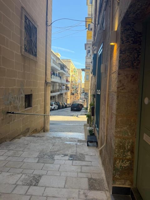3 St Anne's Street Apartment in Valletta